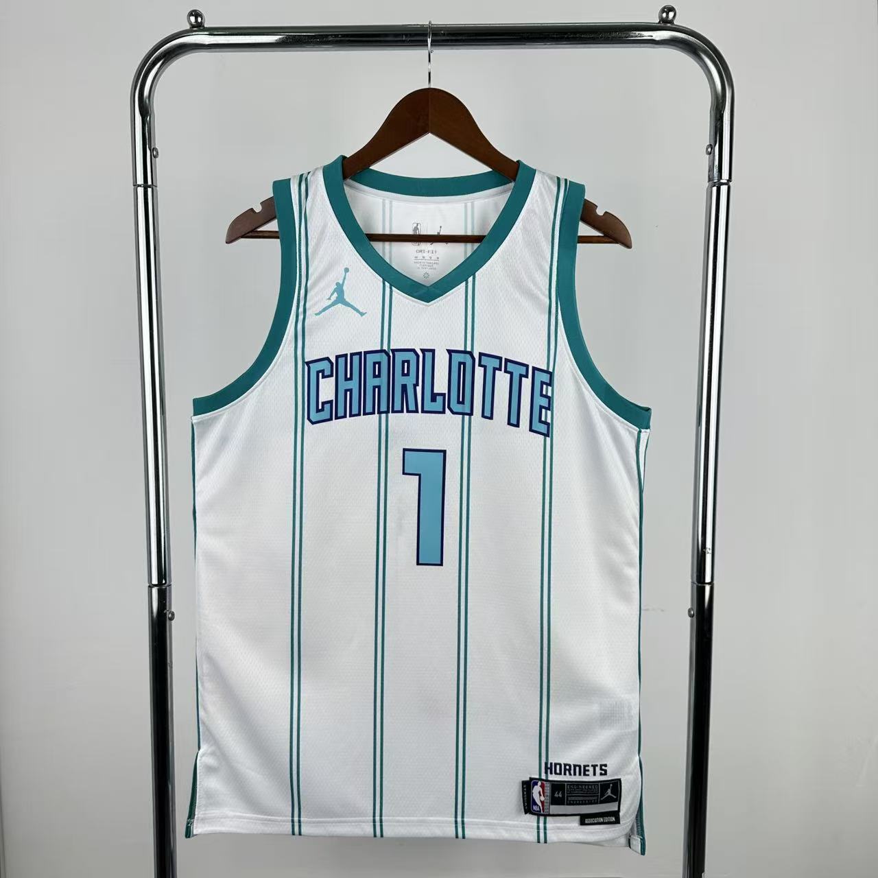 Maillot Hornet (2025-2026) LaMelo Ball #1