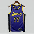 Maillot LA Lakers Extérieur (2025-2026) Doncic #77